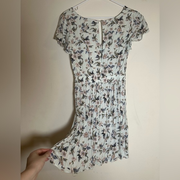 American Eagle Floral Print Dress - Picture 4 of 7
